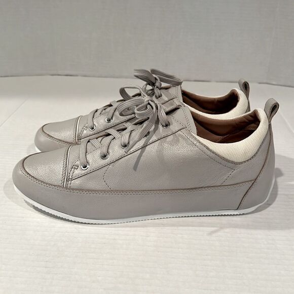 Linea Paolo Kristen Sneakers Women's Size 11 Light Gray White Leather NWOT‎ - Picture 9 of 10